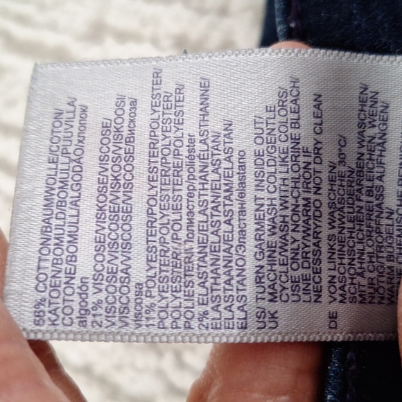 [8] Made in USA NYDJ  Jeans - Picture 7 of 7